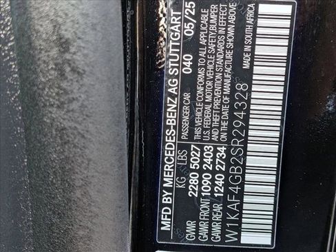 Used 2025 Mercedes-Benz C 300 Sedan image 25