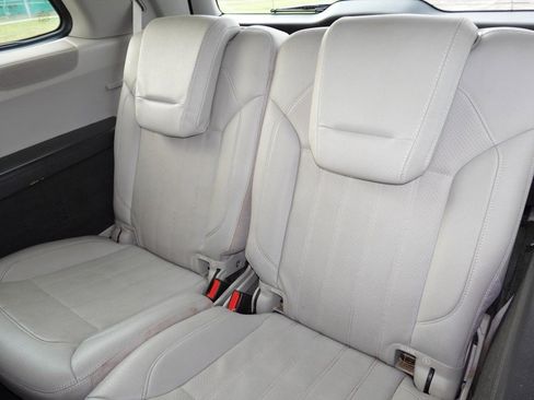 Used 2015 Mercedes-Benz GL 450 4MATIC 4dr GL 450 image 22