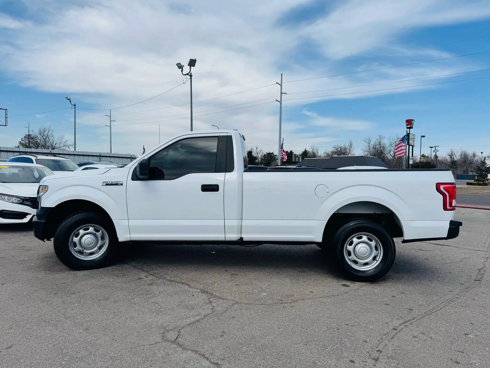 Used 2017 Ford F150 XL w/ Equipment Group 101A Mid AWD/4WD image 7