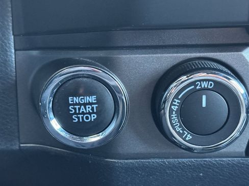 Certified 2023 Toyota Tacoma TRD Off-Road image 27