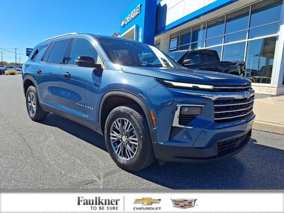 Certified 2024 Chevrolet Traverse LT w/ Enhanced Driving Package