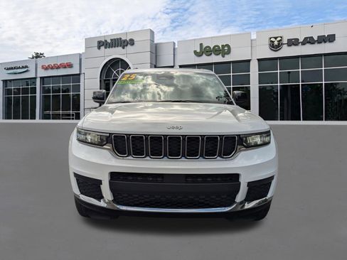 Certified 2025 Jeep Grand Cherokee L Laredo w/ Luxury Tech Group I image 9