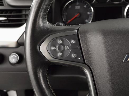 Used 2020 Chevrolet Suburban Premier image 14