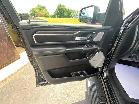 New 2026 RAM 1500 Laramie AWD/4WD image 11