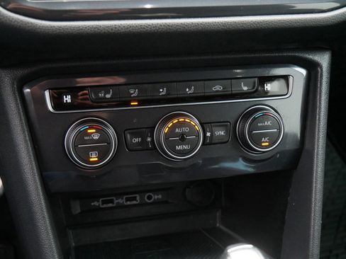 Used 2020 Volkswagen Tiguan SEL Premium R-Line image 20