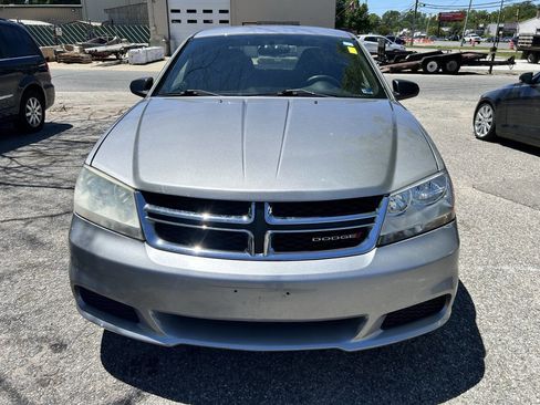 Used 2013 Dodge Avenger SE FWD image 2
