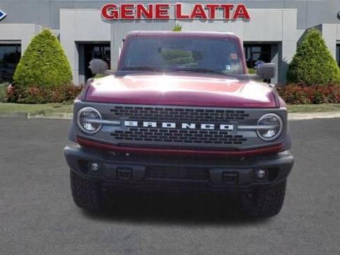 New 2025 Ford Bronco Badlands image 11