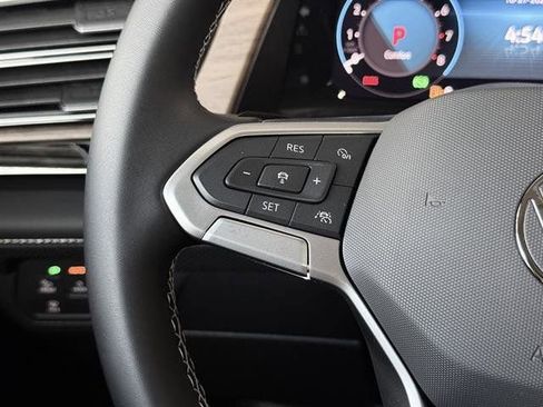 New 2026 Volkswagen Atlas SE FWD image 13