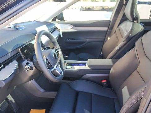 New 2025 Volvo EX90 Ultra w/ Protection Package Premier image 20