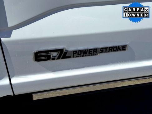 Used 2024 Ford F350 Lariat w/ Lariat Ultimate Package image 3