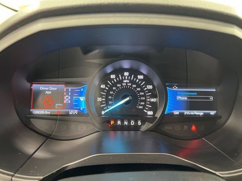 Used 2022 Ford Edge SE w/ Black Appearance Package image 9