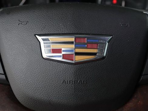 Used 2020 Cadillac XT5 Premium Luxury image 17