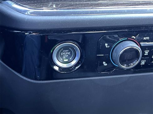 Certified 2024 Chevrolet Silverado 1500 LT image 22