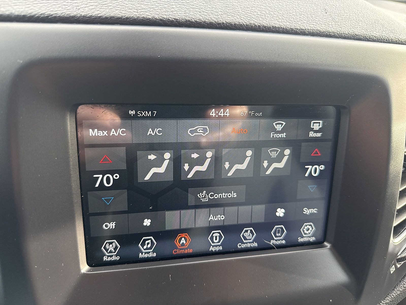 Used 2019 Jeep Compass Latitude w/ Popular Equipment Group AWD/4WD image 50