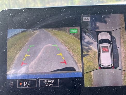 Used 2024 INFINITI QX80 Luxe image 17