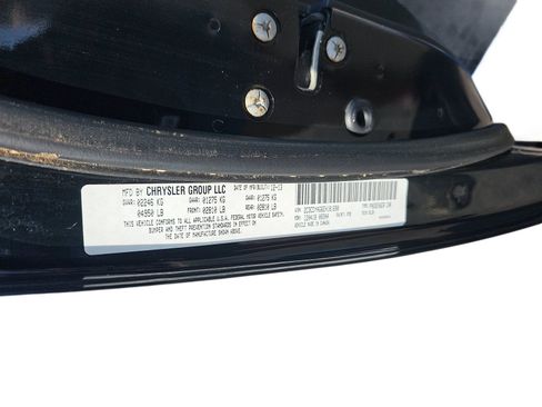 Used 2014 Dodge Challenger SXT Plus RWD image 28