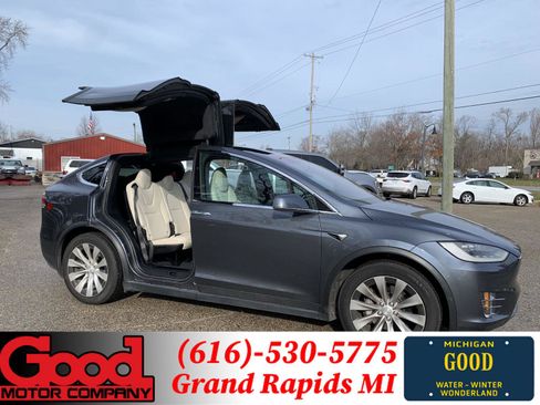 Used 2019 Tesla Model X Long Range AWD/4WD image 1