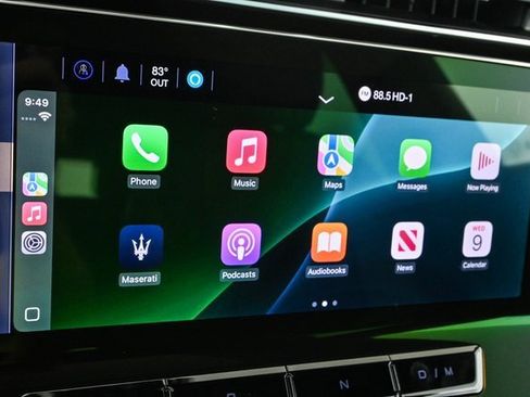 New 2025 Maserati Grecale GT image 3