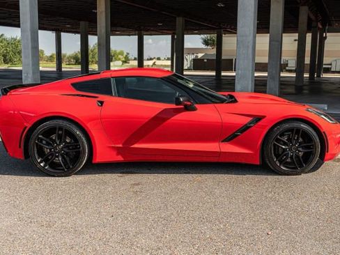 Used 2016 Chevrolet Corvette Stingray Coupe w/ Carbon Flash Badge Package image 9