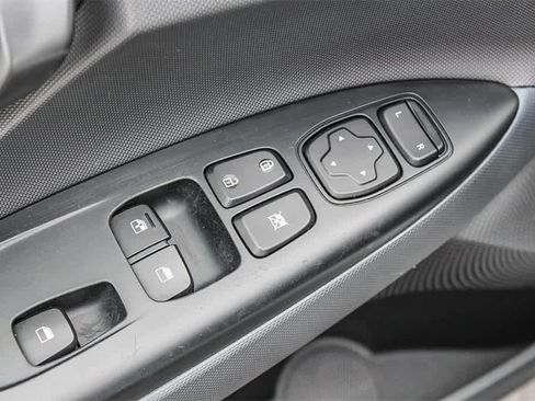 Used 2020 Hyundai Veloster Turbo R-Spec image 27