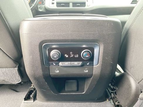 Used 2021 Chevrolet Tahoe High Country w/ Premium Package AWD/4WD image 22