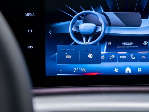 New 2026 BMW X1 xDrive28i w/ Convenience Package image 27