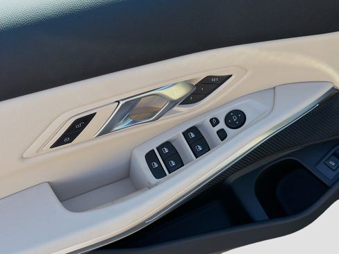 New 2026 BMW 330i Sedan w/ M Sport Package image 23