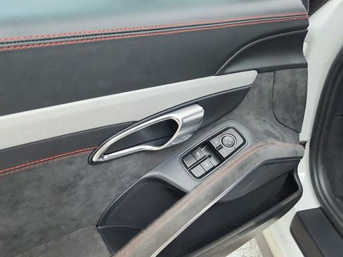 Used 2014 Porsche 911 GT3 image 17