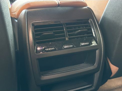 Certified 2025 BMW X6 xDrive40i w/ Parking Assistance Package image 26