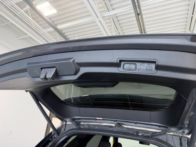 Used 2022 Ford Explorer ST w/ Equipment Group 401A AWD/4WD image 36