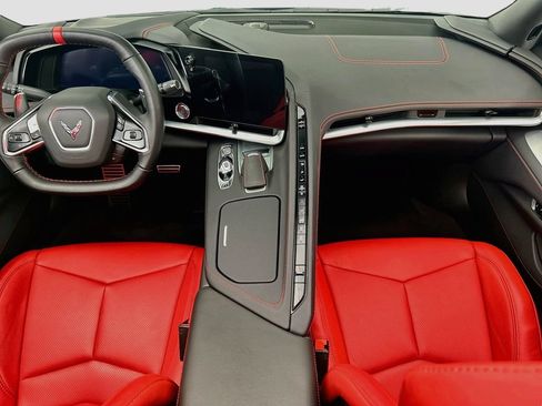 Used 2024 Chevrolet Corvette Stingray Convertible w/ 1LT RWD image 13