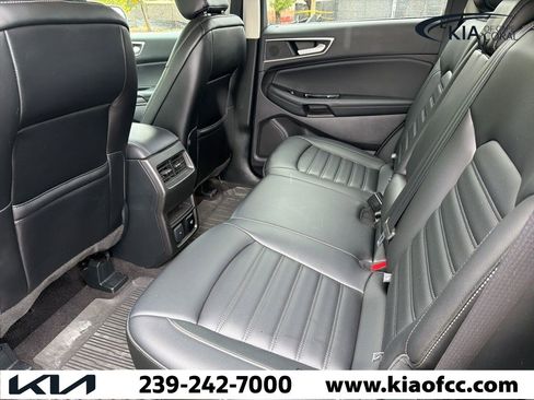 Used 2020 Ford Edge SEL w/ Convenience Package image 5