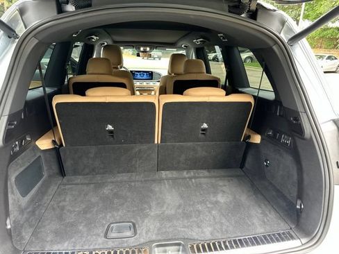 Used 2025 Mercedes-Benz GLS 450 4MATIC image 15