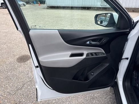 Used 2023 Chevrolet Equinox LT AWD/4WD image 61