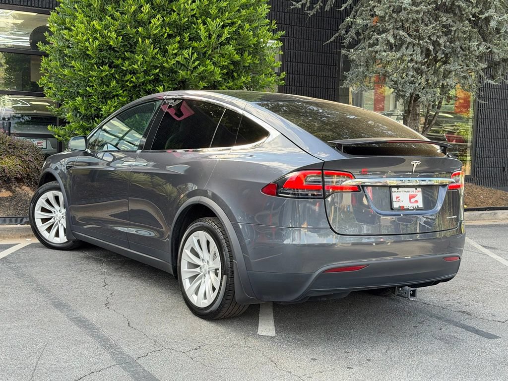 Used 2020 Tesla Model X Long Range AWD/4WD image 19