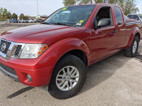Used 2014 Nissan Frontier SV RWD image 6