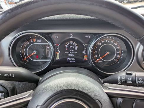 Used 2019 Jeep Wrangler Unlimited Sport S AWD/4WD image 25