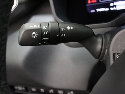 Used 2026 Toyota Sequoia Limited AWD/4WD image 27