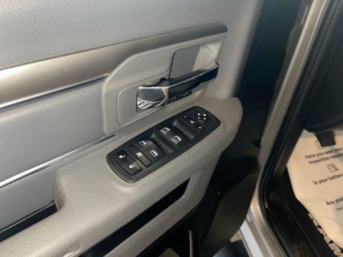 Used 2019 RAM 1500 Warlock AWD/4WD image 13