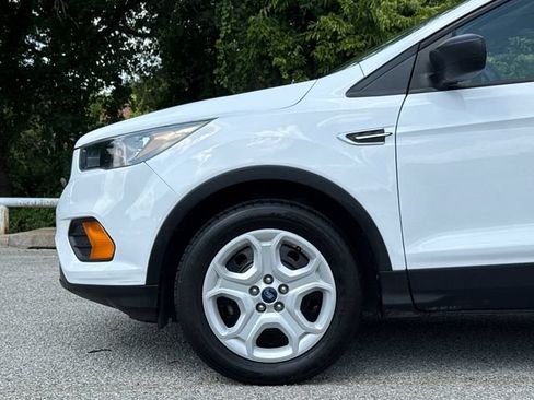 Used 2019 Ford Escape S FWD image 4