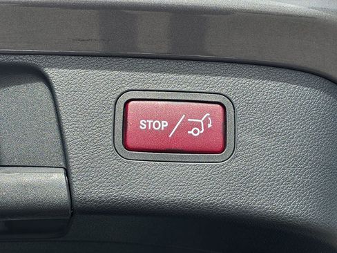 Used 2019 Mercedes-Benz GLA 250 4MATIC image 13