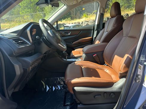 Used 2025 Subaru Ascent Touring AWD/4WD image 15