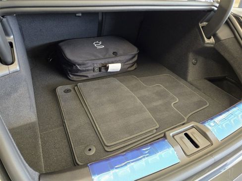 Used 2025 Porsche Taycan 4S image 28