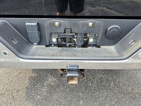 Used 2022 Chevrolet Silverado 1500 LT w/ Max Trailering Package AWD/4WD image 6