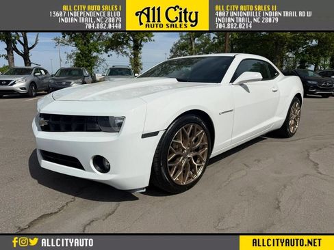 Used 2013 Chevrolet Camaro LT image 3