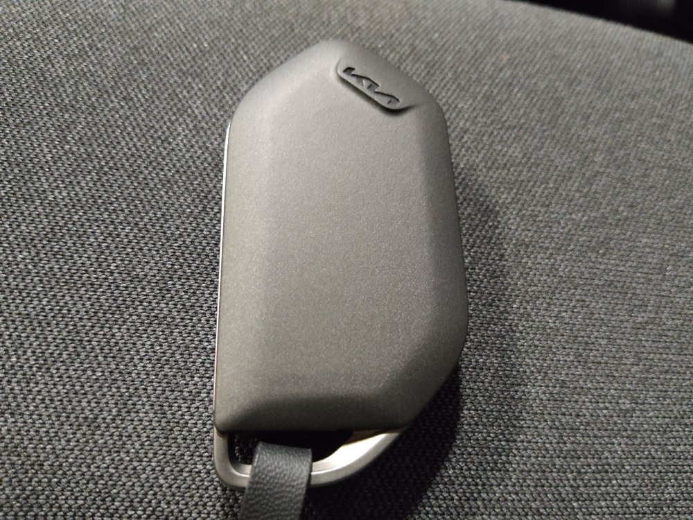 Used 2025 Kia K4 FWD image 32