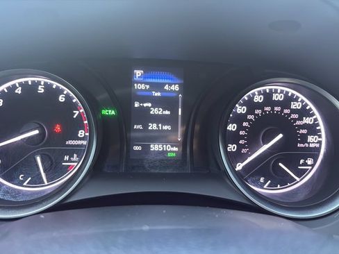 Used 2024 Toyota Camry SE FWD image 21