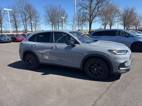 Used 2024 Honda HR-V Sport image 7