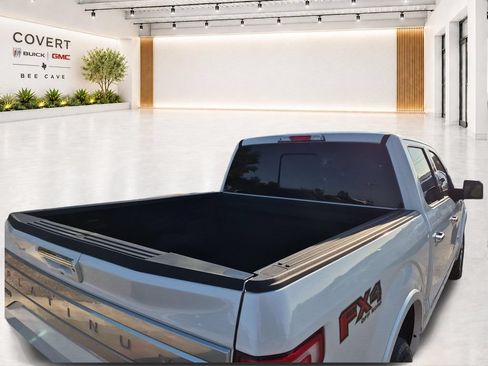 Used 2015 Ford F150 Platinum w/ Equipment Group 701A Luxury AWD/4WD image 42