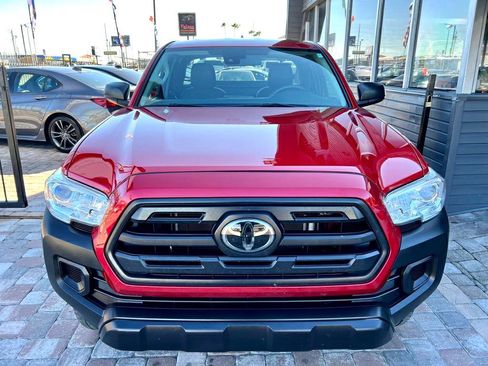 Used 2019 Toyota Tacoma 2WD Access Cab image 4